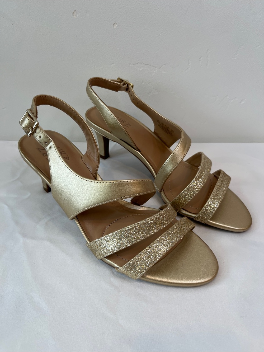 Naturalizer Taimi Gold Metallic Glitter Strappy Heels Sandals Womens Size 8M